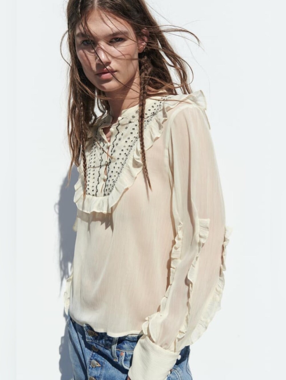 Zara Women Long Sleeves Embroidered Ruffled Blouse NWT Small